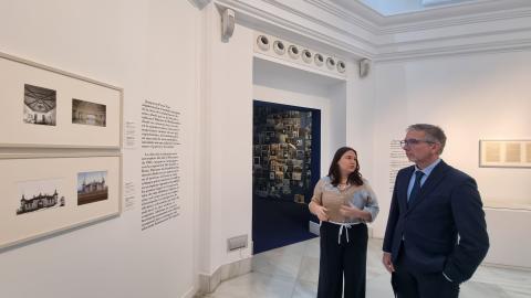 César Díaz y Marta López Royano durante un momento de la visita.