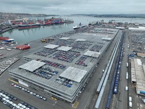 Silo de automóviles